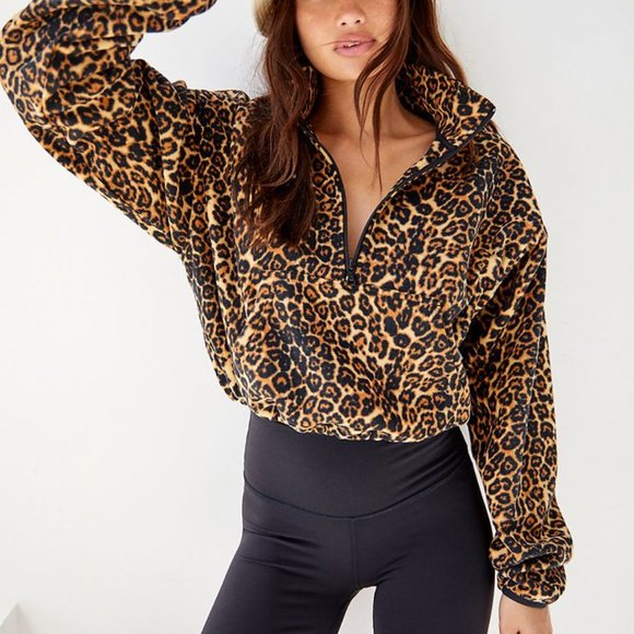 TNA Polar 1/2 Zip Sweater Leopard-print fleece sweater Snow Leopard Size M - Picture 8 of 8